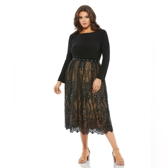 Mac Duggal Long Sleeve Mixed Media Embellished Dress Size 20W NWT - Picture 1 of 17
